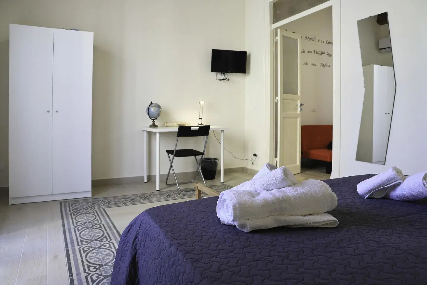 centruMaqueda ROOM_EXAMPLE