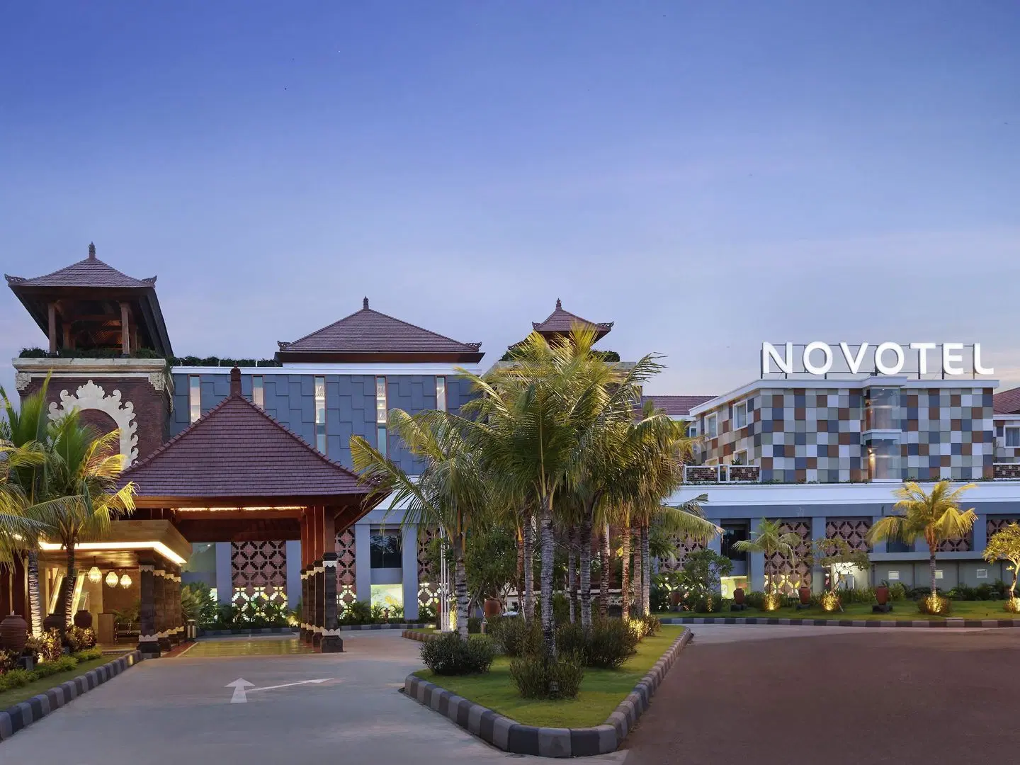 Novotel Bali Ngurah Rai Airport Hotel EXTERIOR