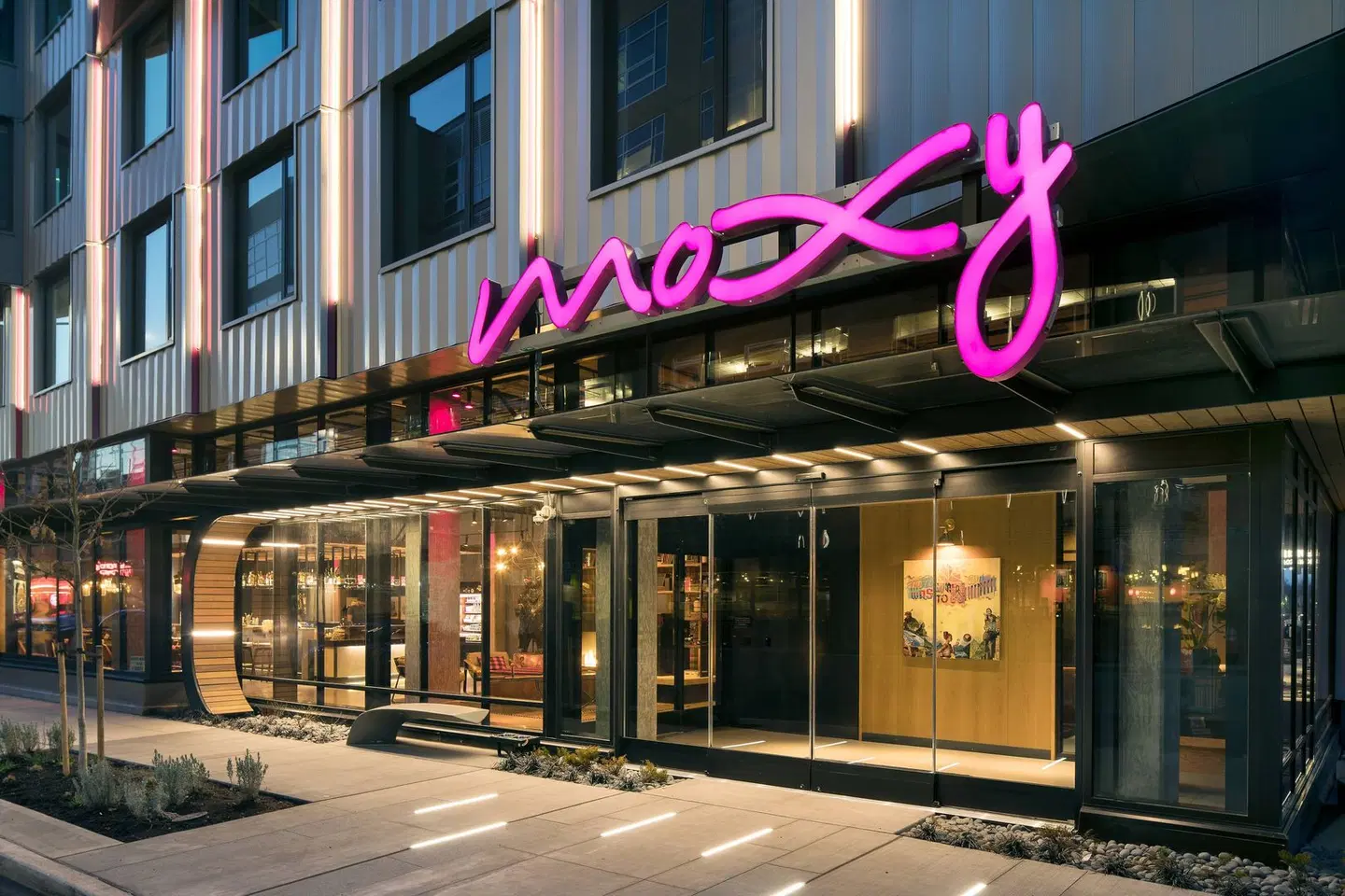 Moxy Seattle Downtown EXTERIOR