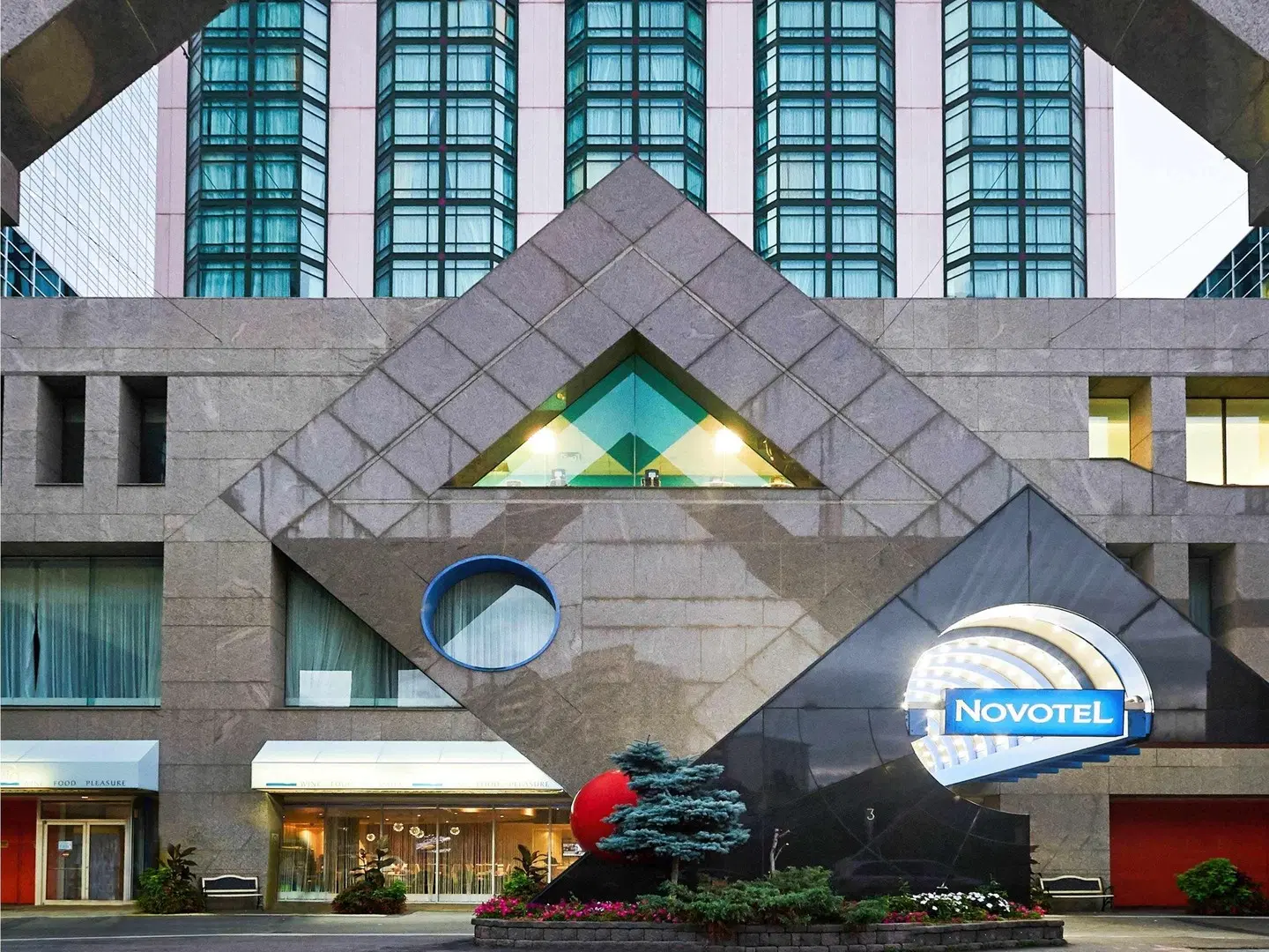 Novotel Toronto North York Hotel EXTERIOR