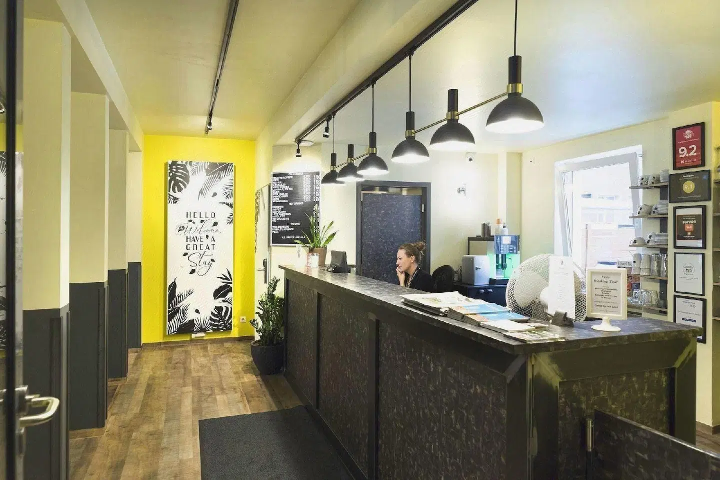 Five Reasons Hotel & Hostel LOUNGE_LOBBY