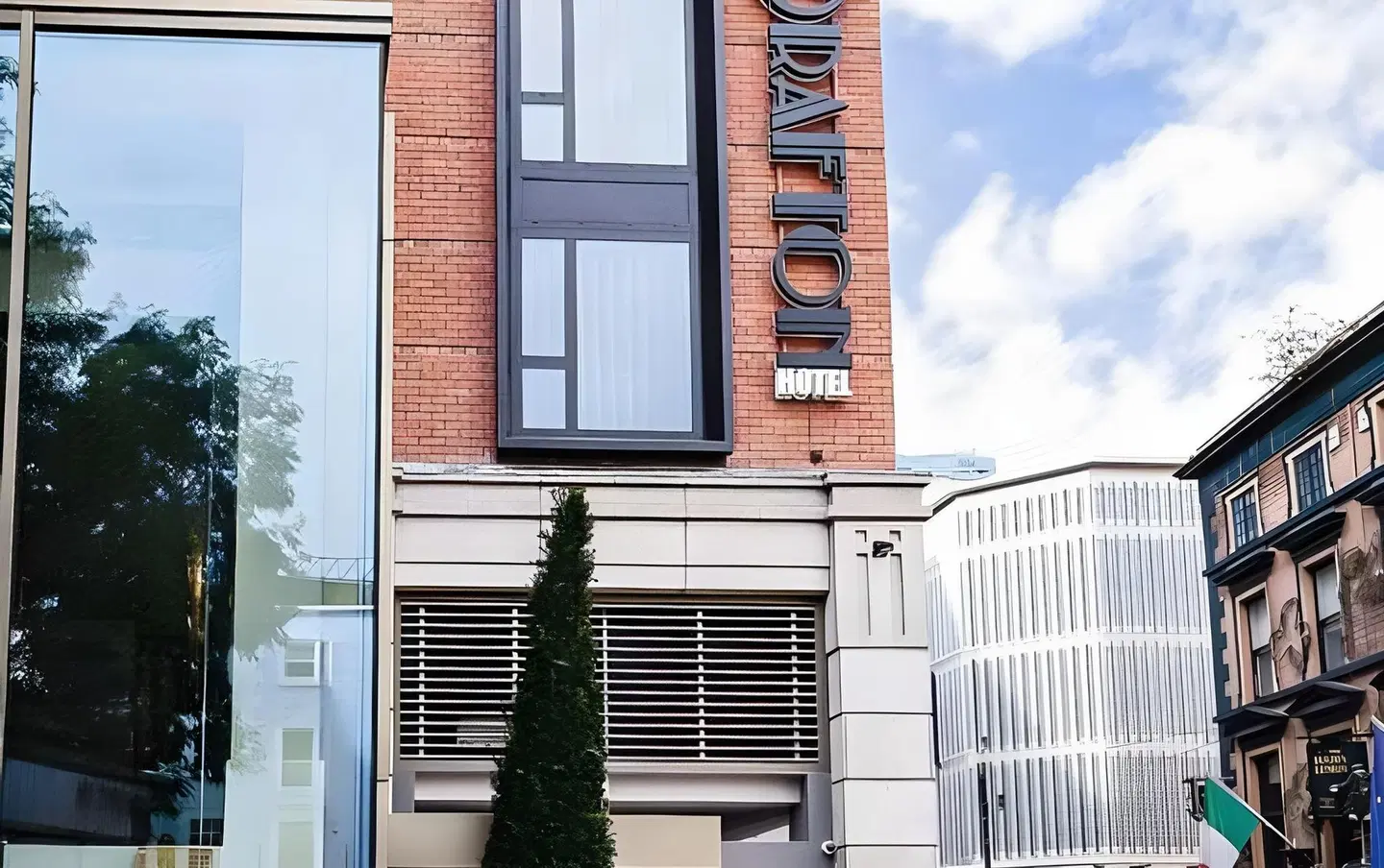 The Grafton Hotel EXTERIOR