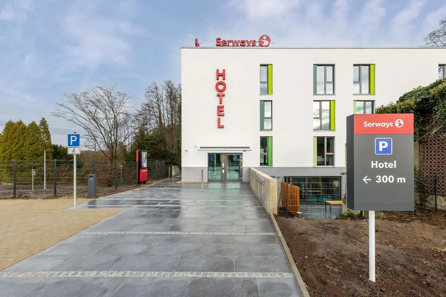 Serways Hotel Hösel Ost EXTERIOR