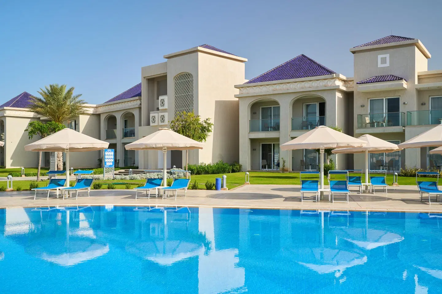 Pickalbatros White Beach Resort Taghazout OUTDOOR_POOL