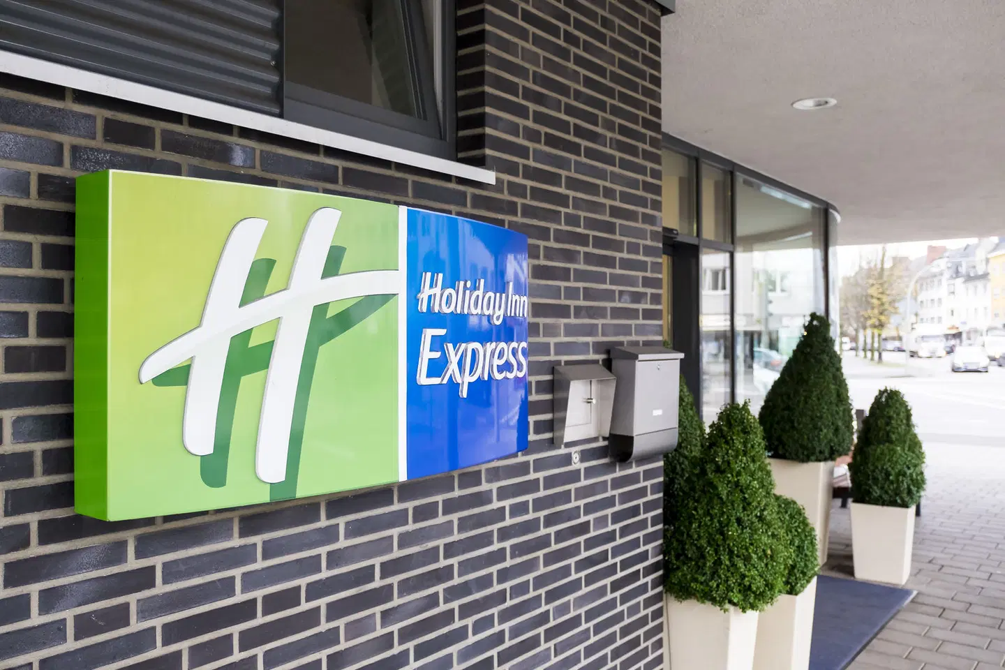 Holiday Inn Express Guetersloh by IHG LOUNGE_LOBBY