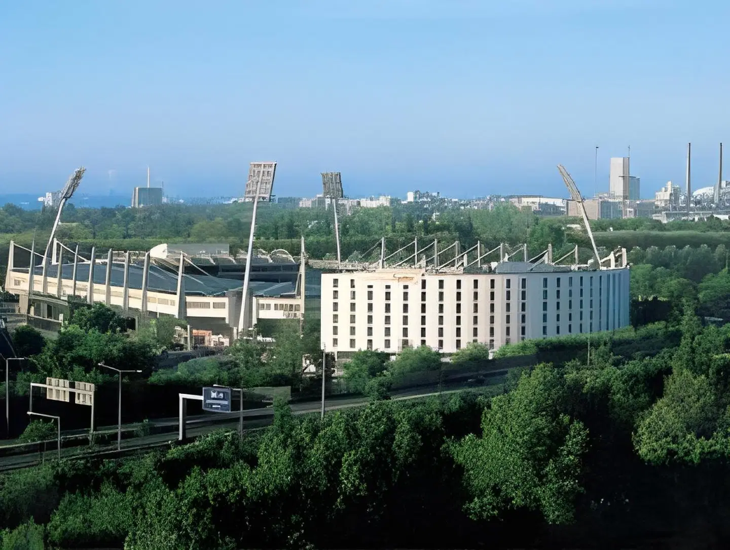 Lindner BayArena EXTERIOR