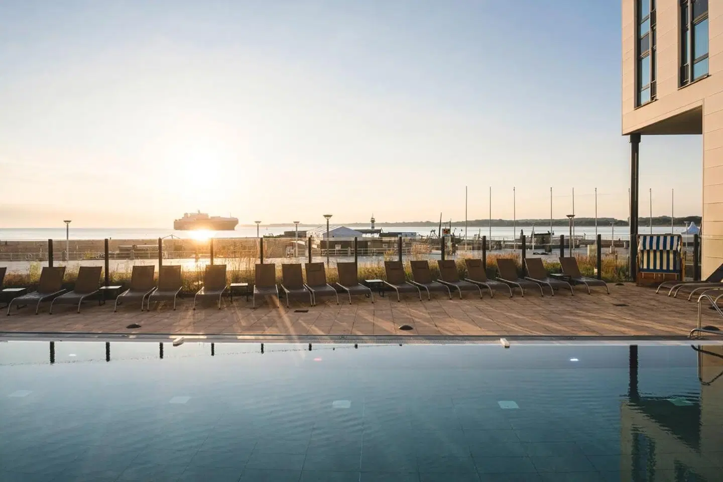 aja Travemünde OUTDOOR_POOL