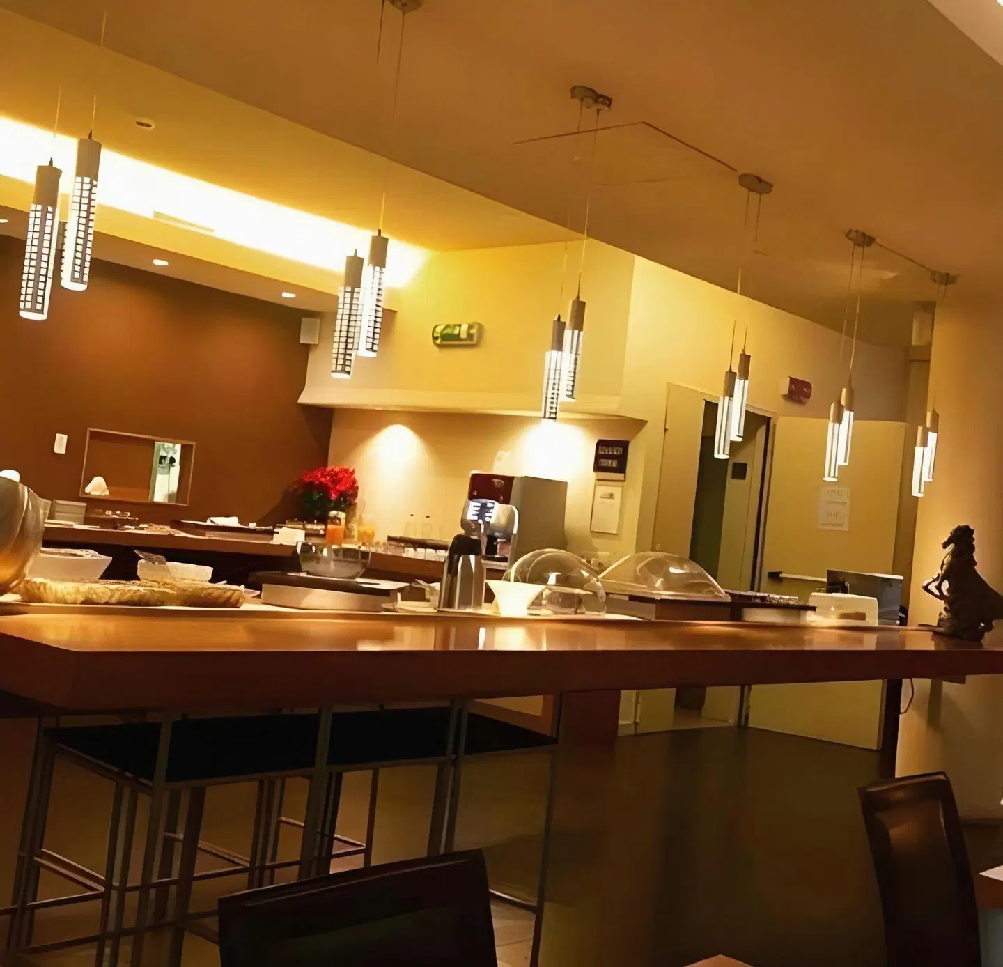 HC3 Hotel Bar