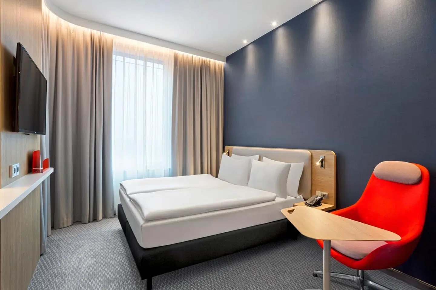 Holiday Inn Express München City West - inklusive NFL Munich Ticket ROOM_EXAMPLE