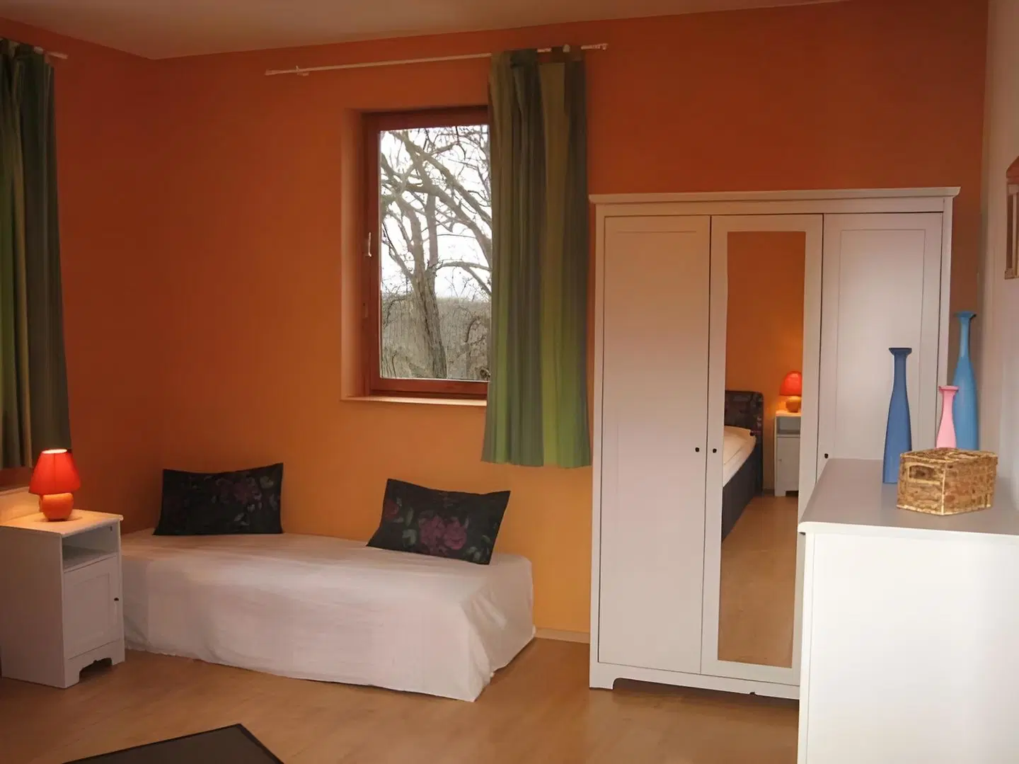Rhodaer Grund ROOM_EXAMPLE