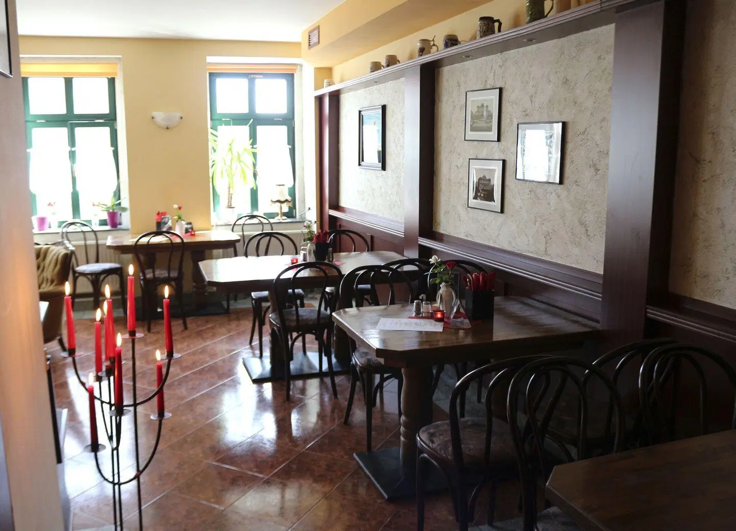 Gasthof Zur Rose Bar