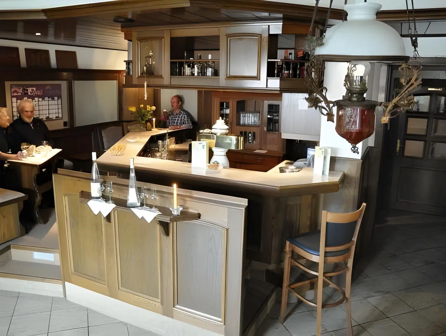 Schwiizeralp Hotel & Restaurant Bar