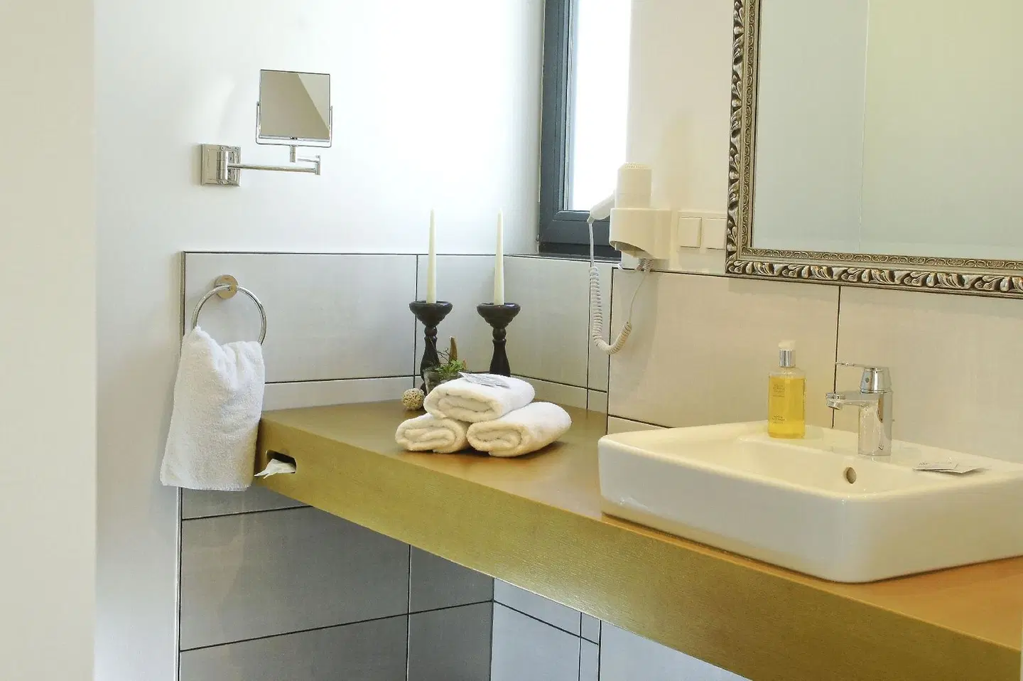 Hotel Athen Kelsterbach Badezimmer