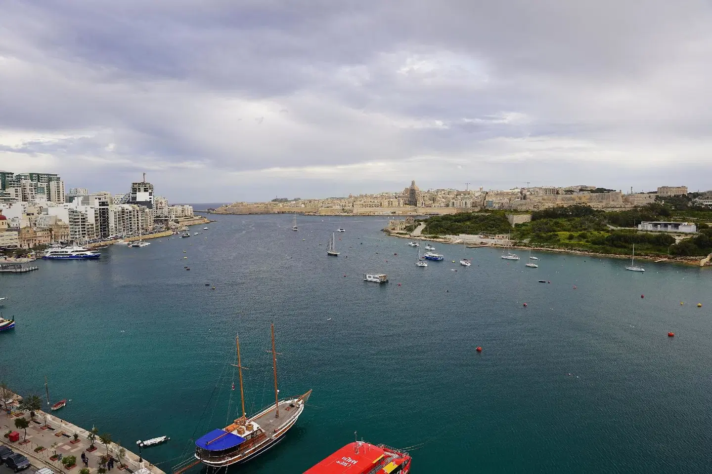 The Londoner Hotel Sliema Strand