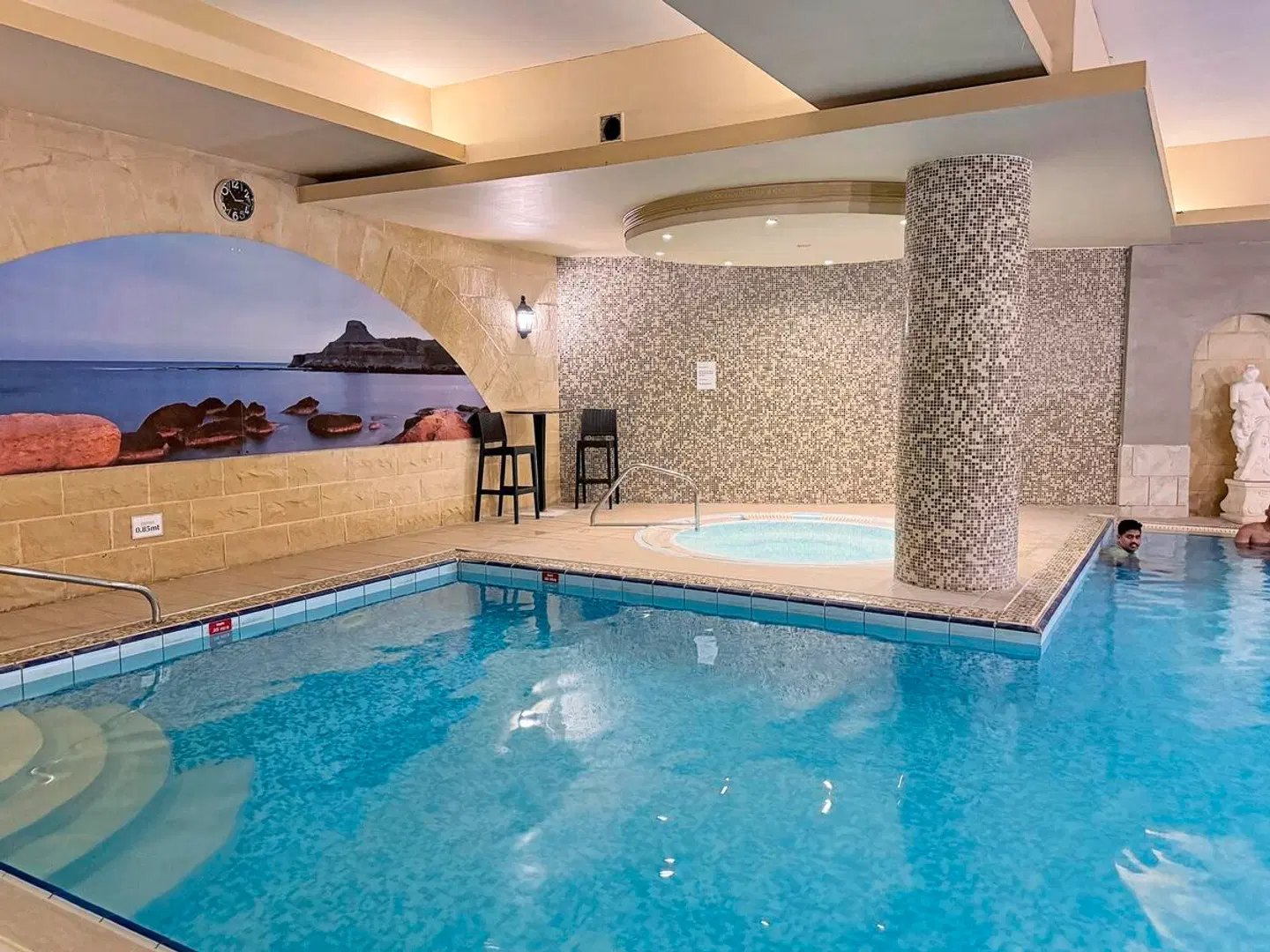 Soreda Hotel Hallenbad