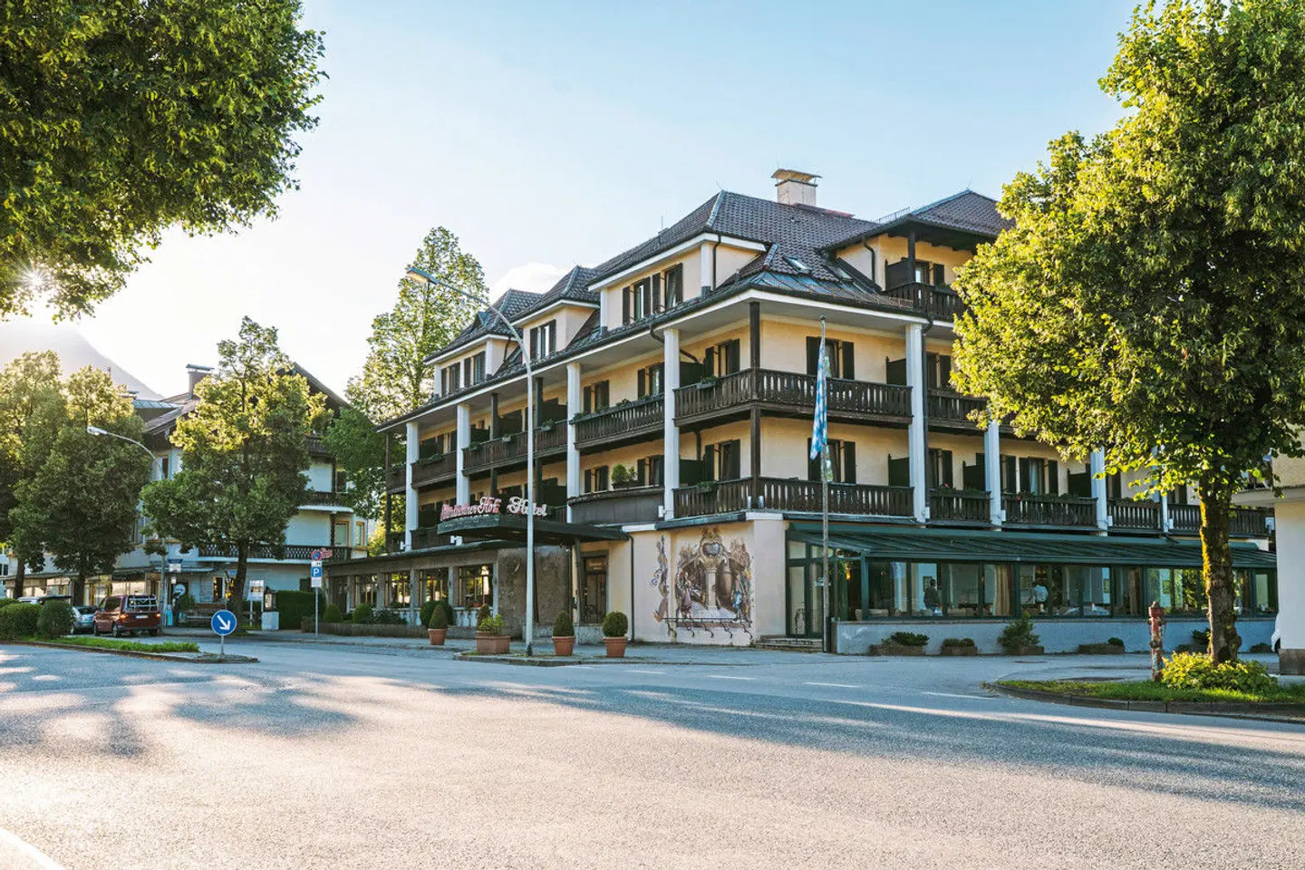 HENRI Hotel Garmisch-Partenkirchen EXTERIOR