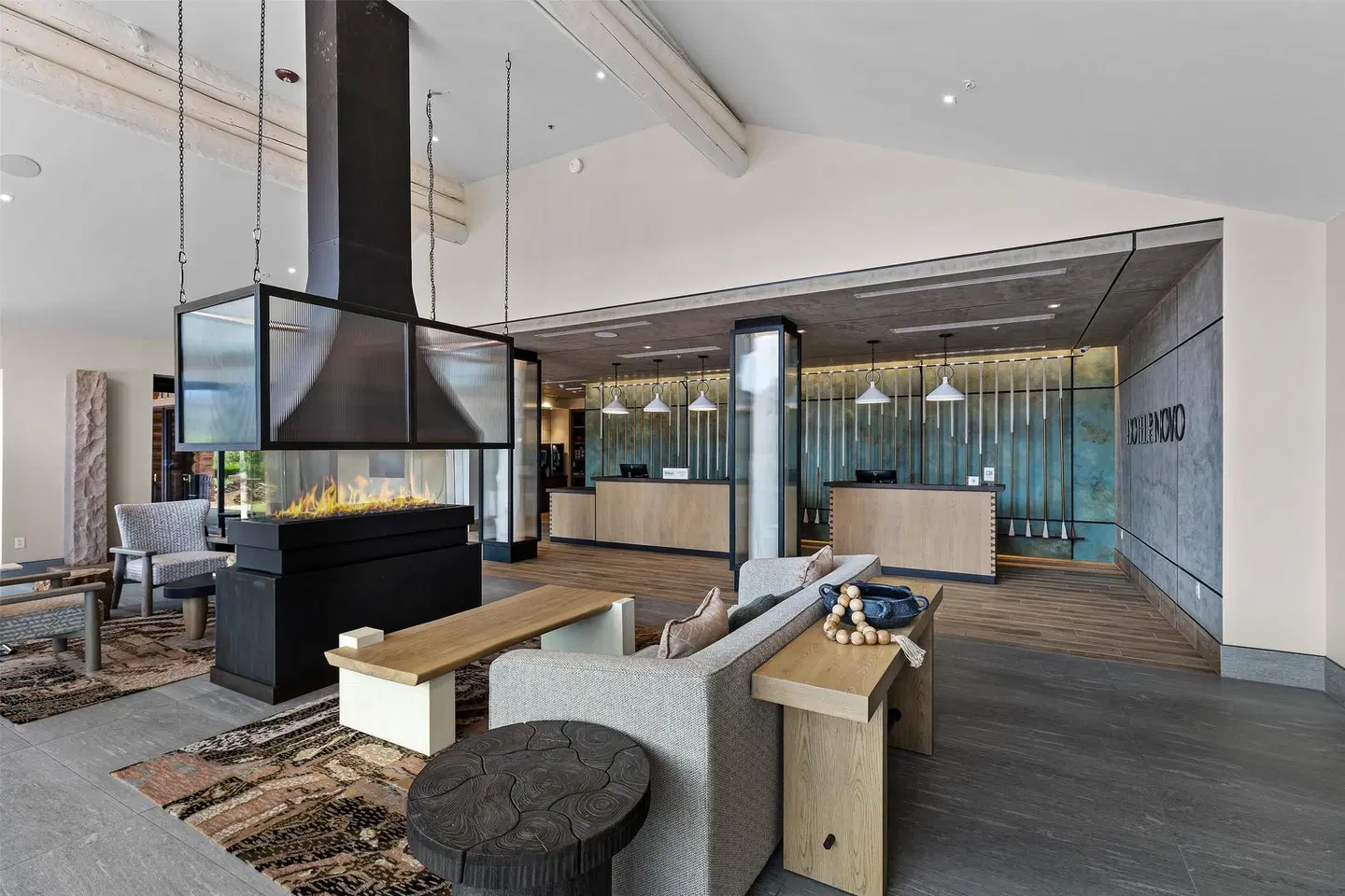 Hotel De Novo, Tapestry Collection by Hilton LOUNGE_LOBBY