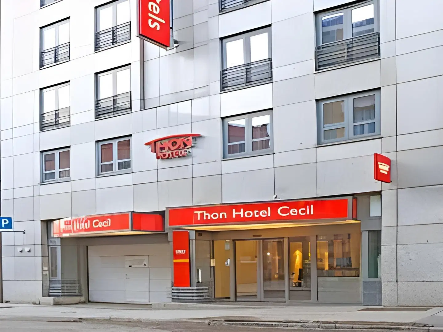 Thon Hotel Cecil EXTERIOR