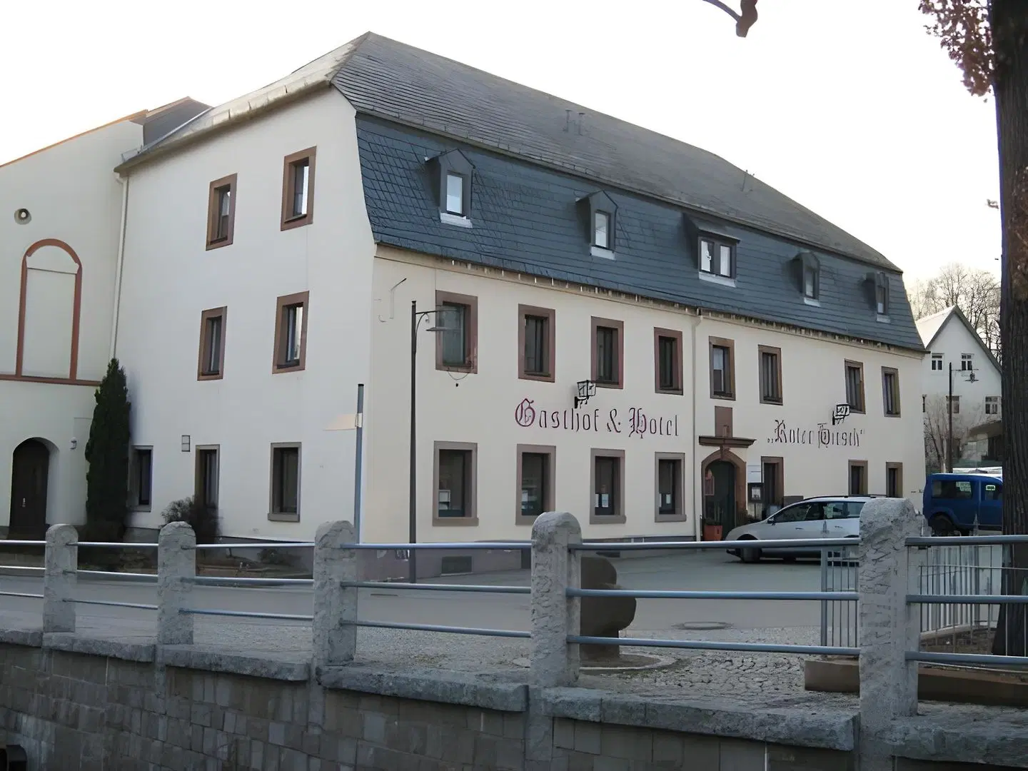 Roter Hirsch EXTERIOR