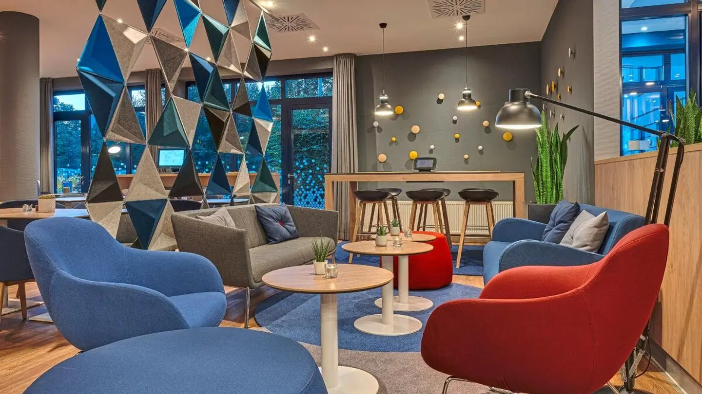 Holiday Inn Express Dortmund - inklusive Borussia Dortmund Ticket Bar
