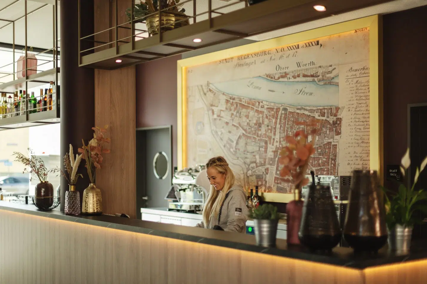 Holiday Inn - the niu, SPARROW REGENSBURG by IHG Bar