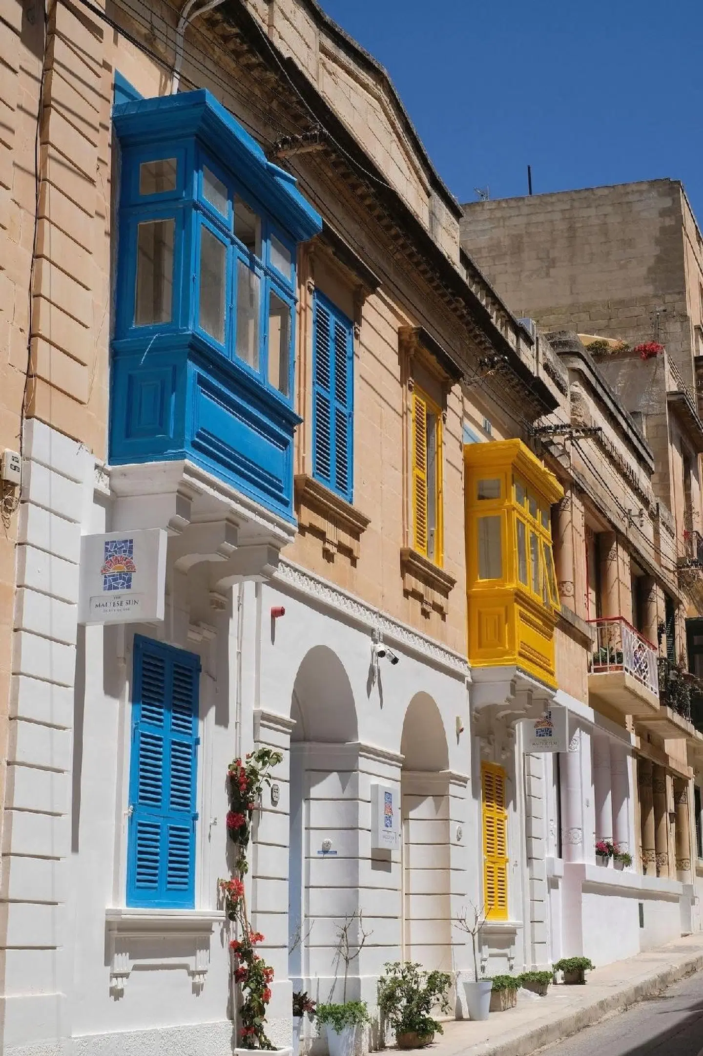 The Maltese Sun EXTERIOR