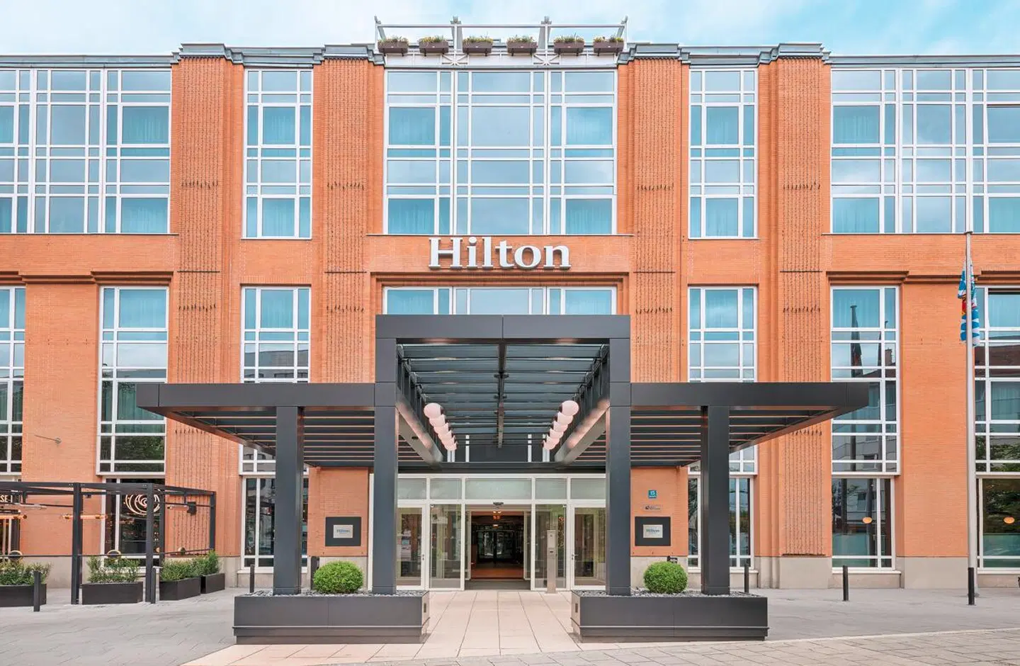 Hilton München City - inklusive NFL Munich Ticket EXTERIOR