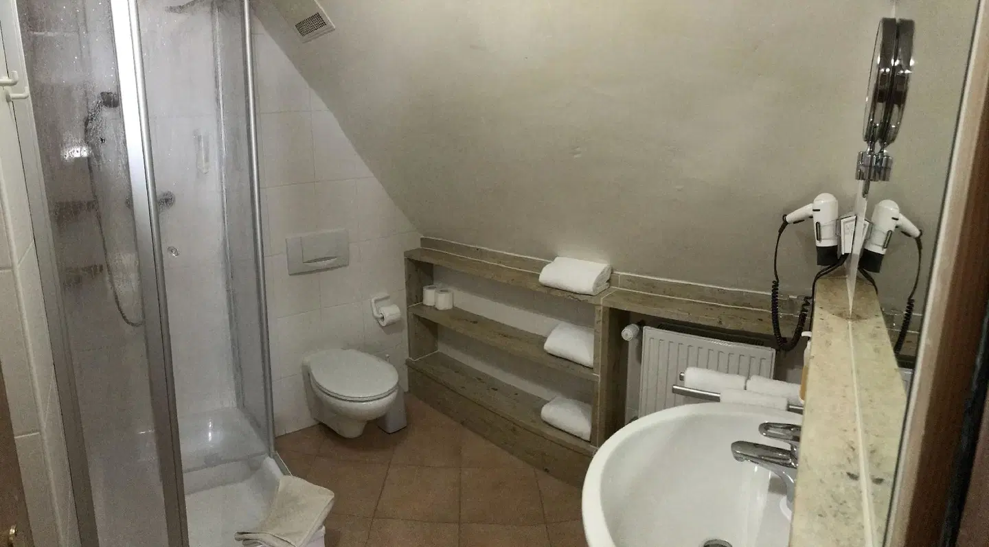 Hotel Garni Alpengruß Badezimmer