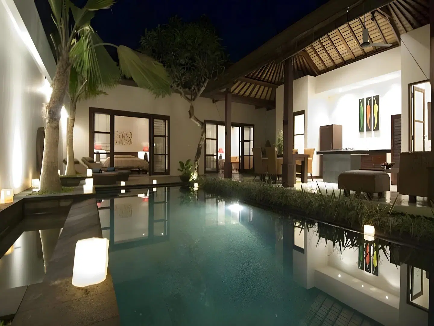 Ellora Villa Hallenbad