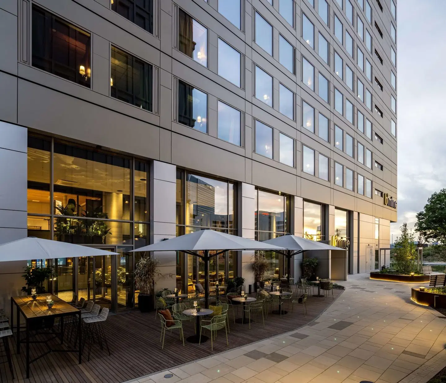 b'mine Hotel Frankfurt Airport EXTERIOR