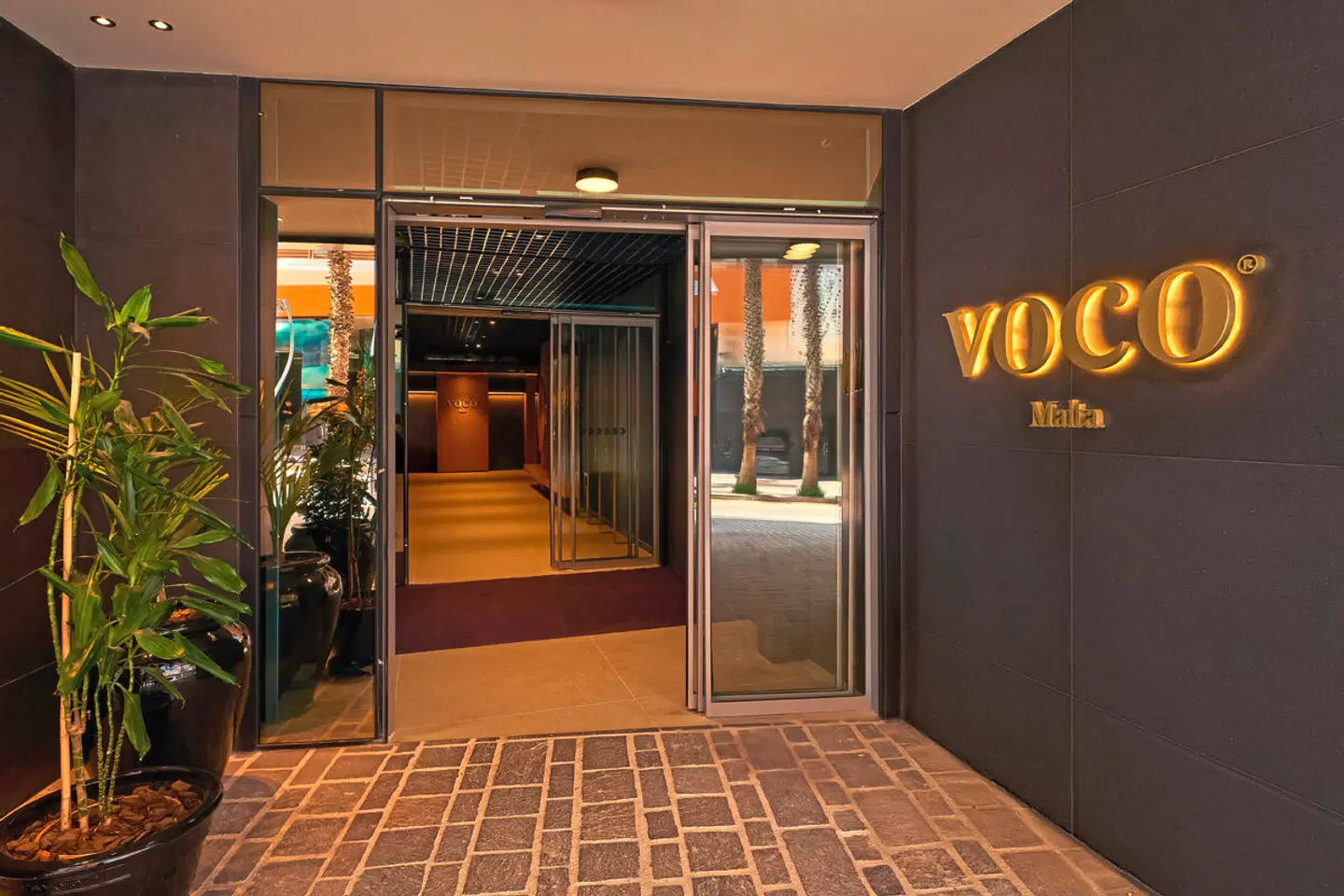VOCO Malta LOUNGE_LOBBY