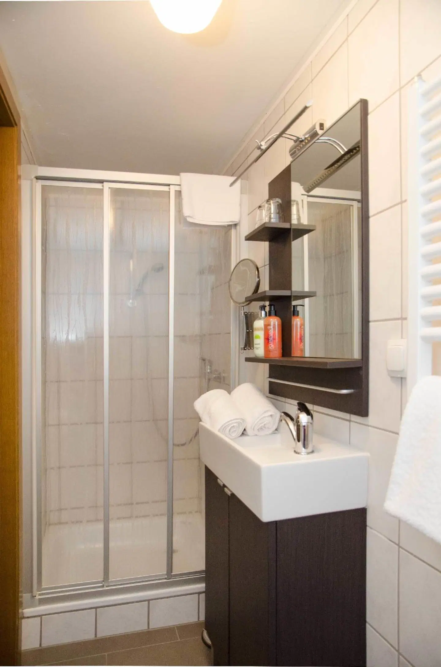 Apart Hotel Paradies Badezimmer