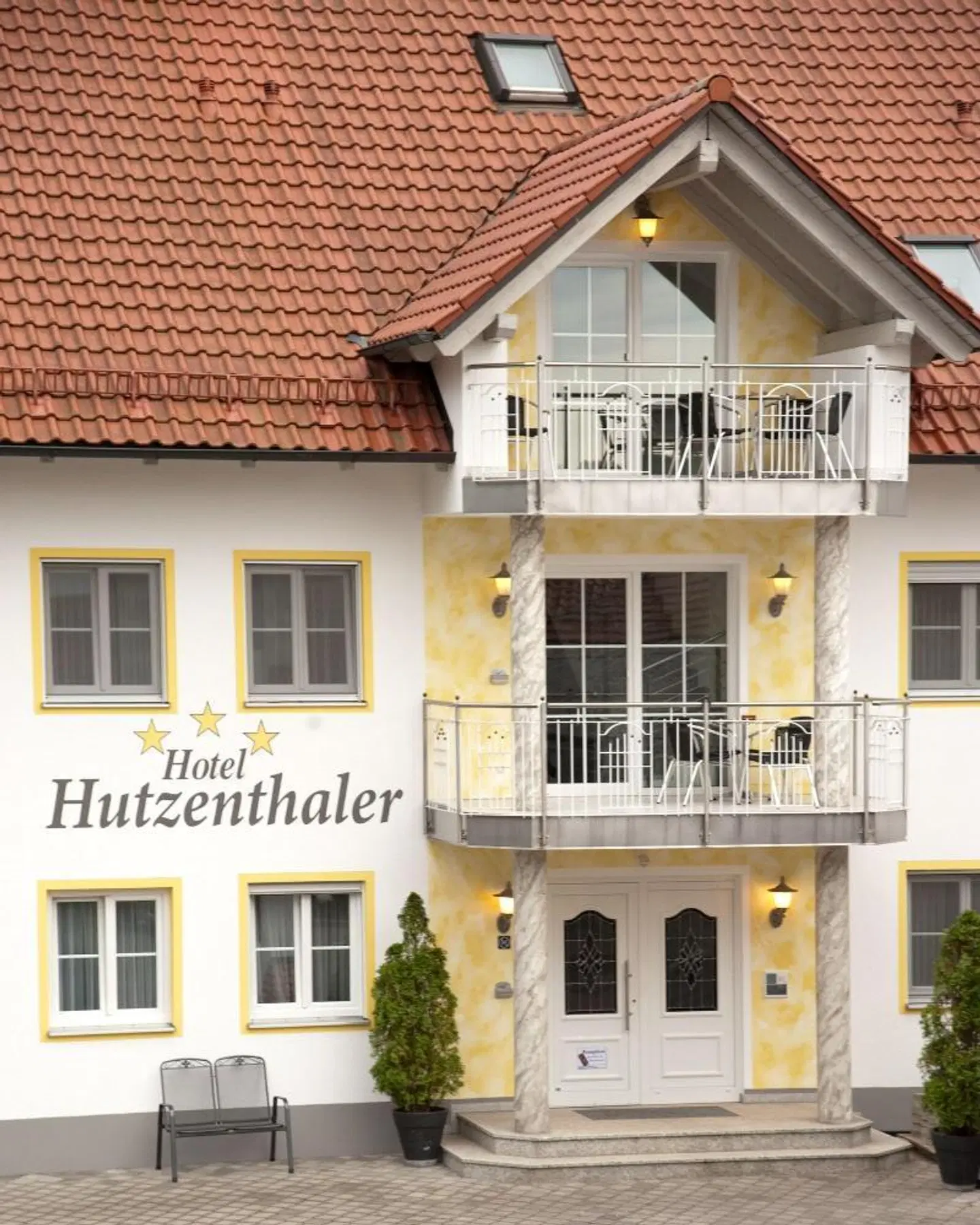 Hutzenthaler EXTERIOR