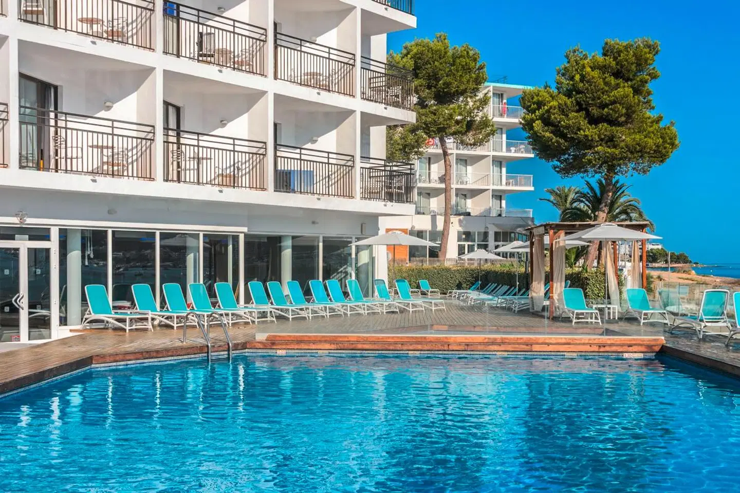 Vibra San Remo OUTDOOR_POOL