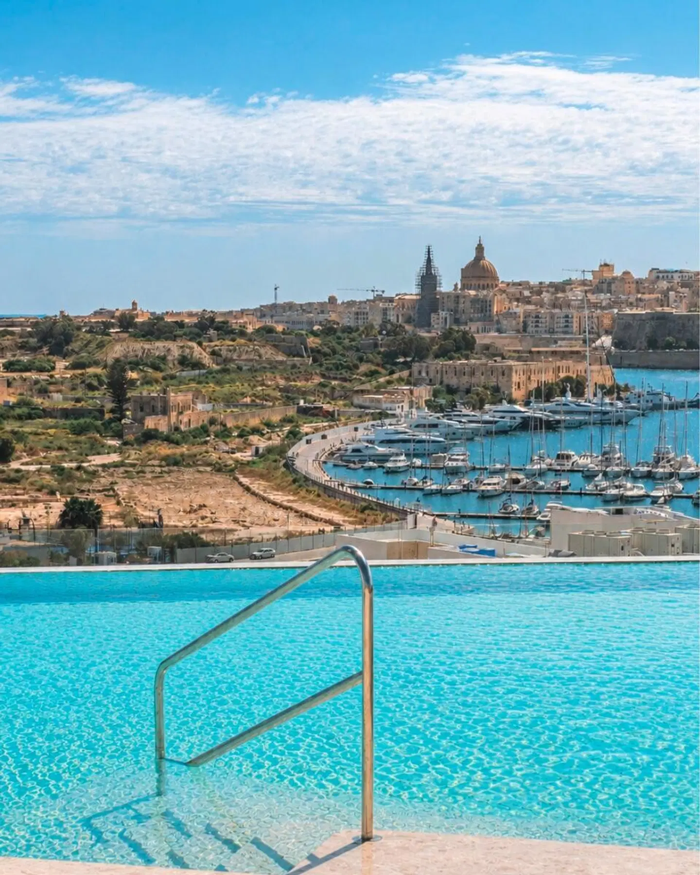 Grands Suites Hotel Residences & Spa OUTDOOR_POOL