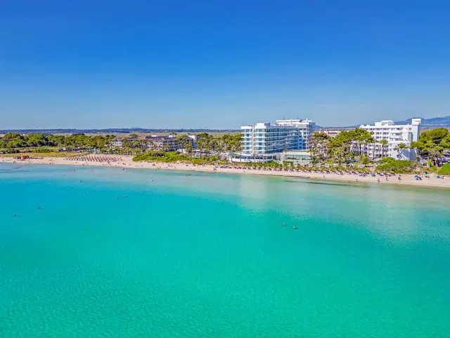 Playa Esperanza Resort Strand