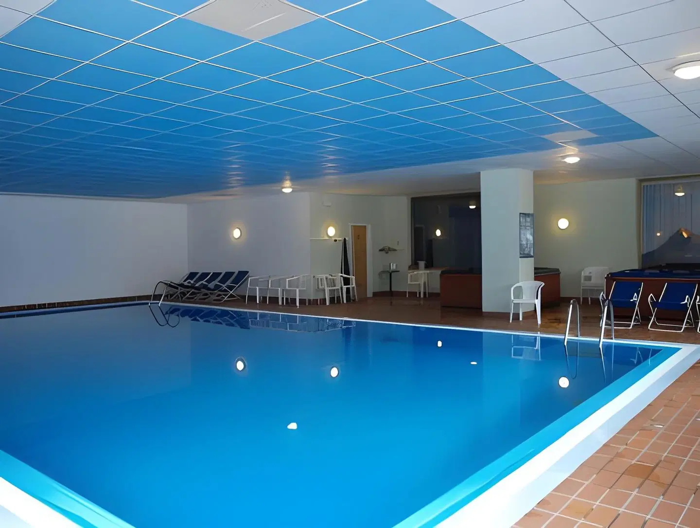 Hotel Principe Marmolada Hallenbad