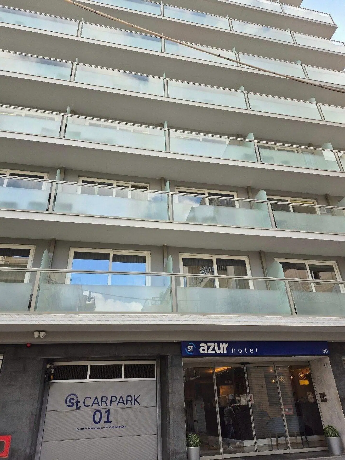 Azur Hotel EXTERIOR