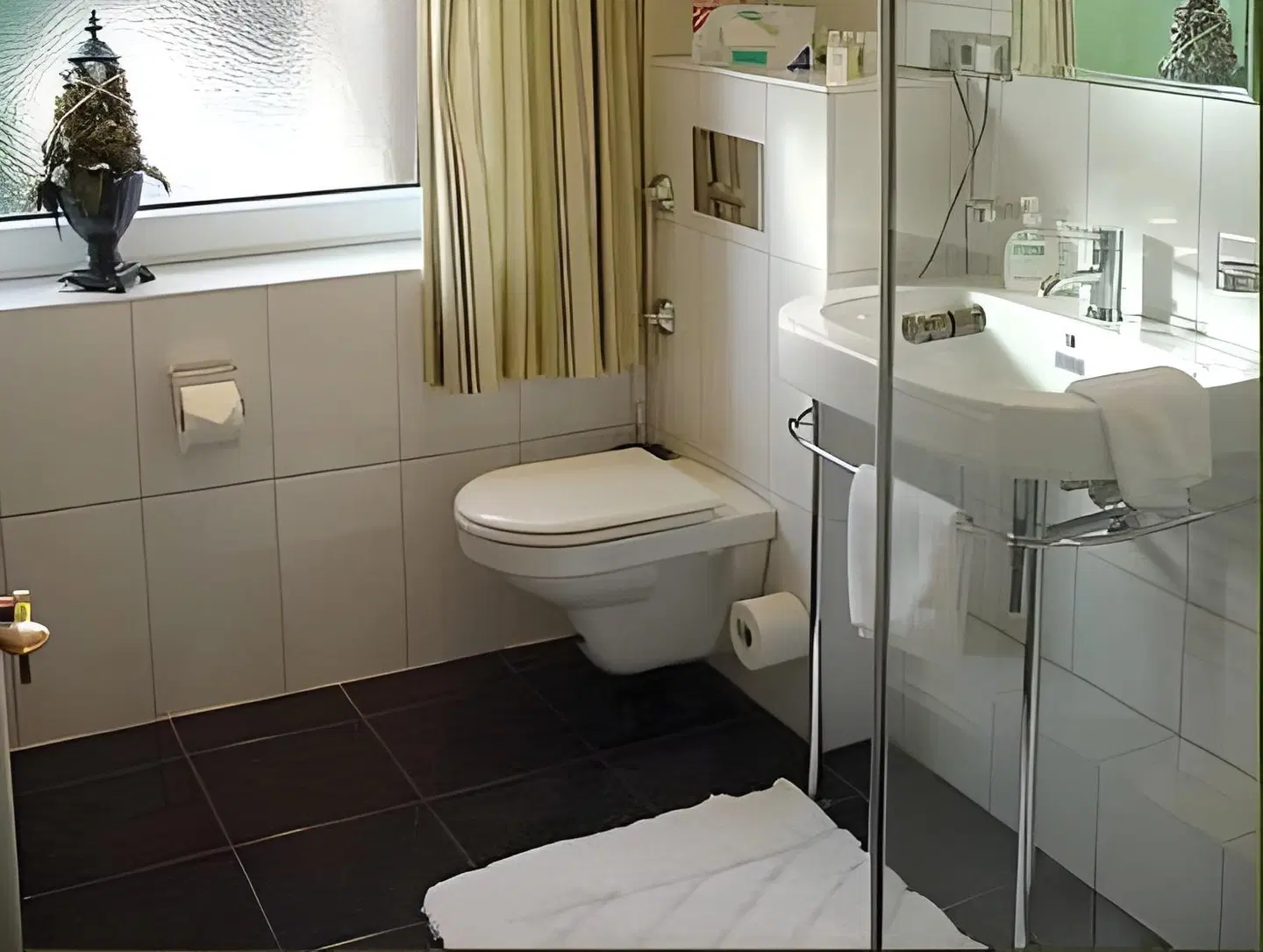Zum alten Brunnen Badezimmer