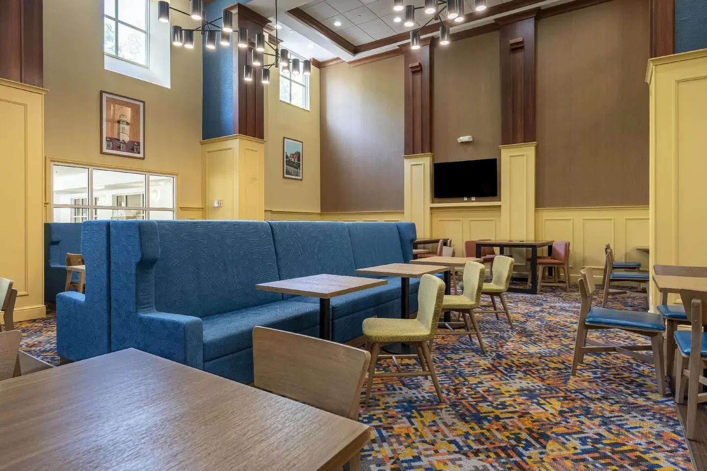 Hampton Inn & Suites Williamsburg Historic District LOUNGE_LOBBY