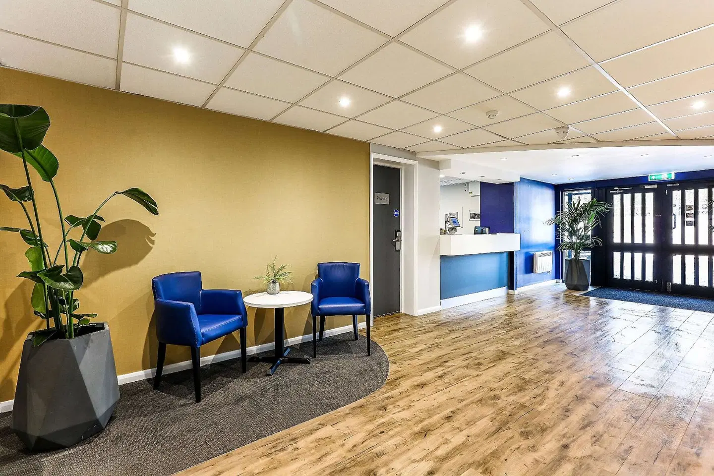 Days Inn by Wyndham London Stansted Airport LOUNGE_LOBBY