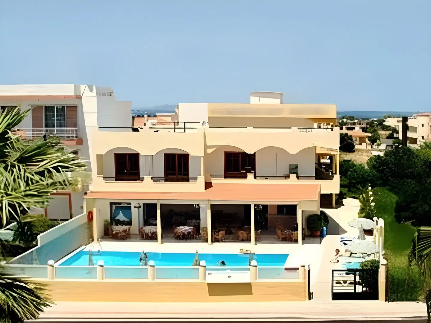 Esmeralda Hotel EXTERIOR