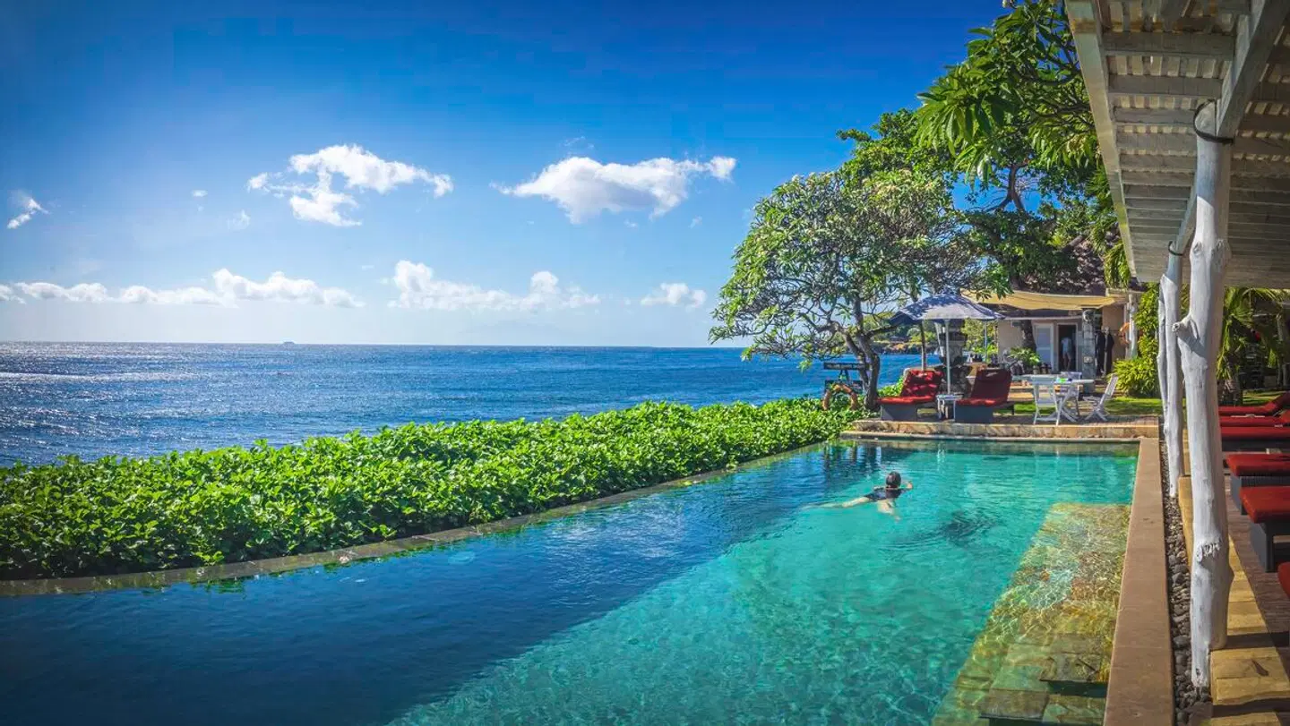 Tauch Terminal Resort Tulamben & Spa OUTDOOR_POOL