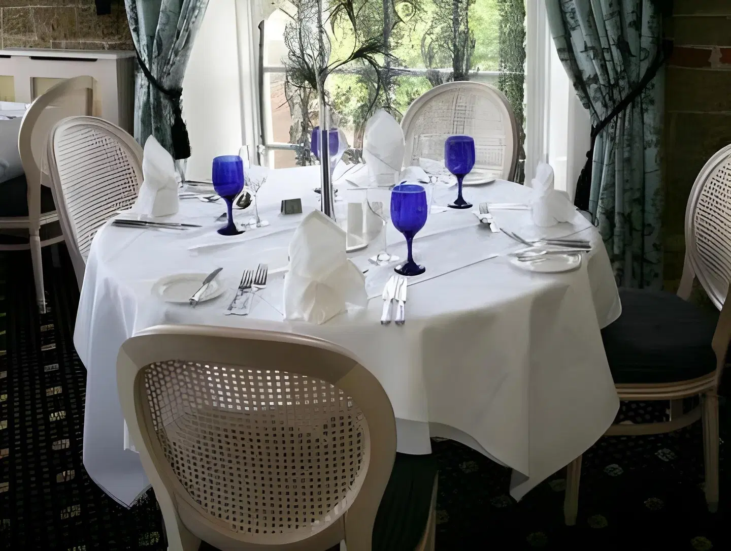 Waterton Park Hotel Restaurant