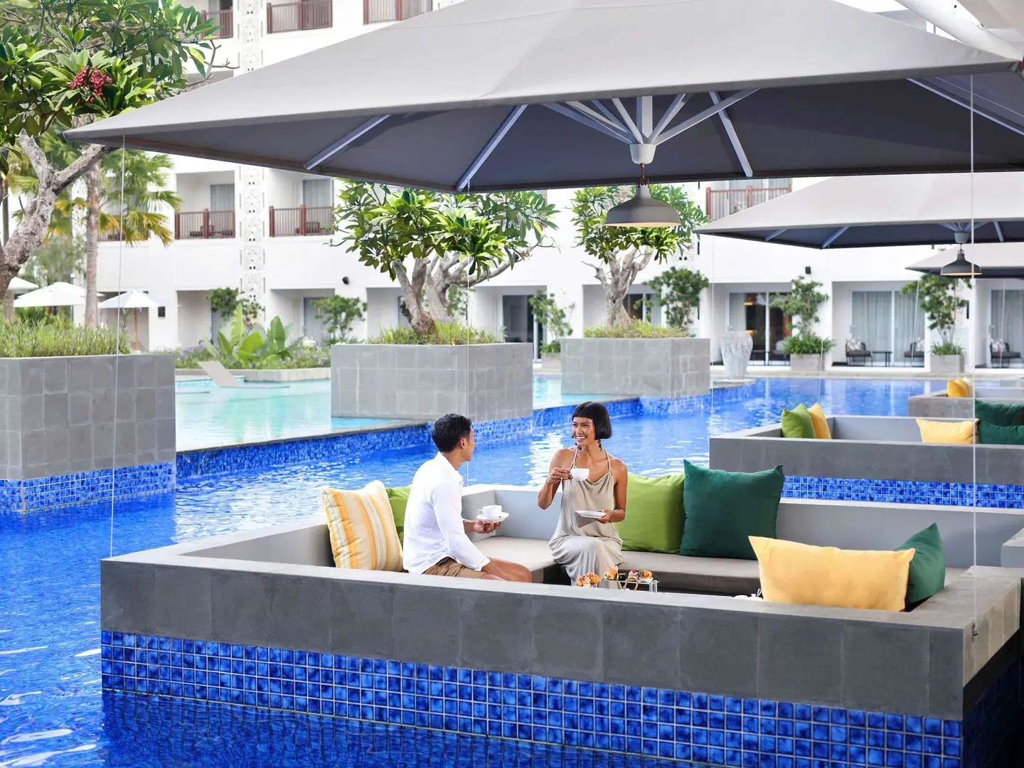 Grand Mercure Bali Seminyak OUTDOOR_POOL