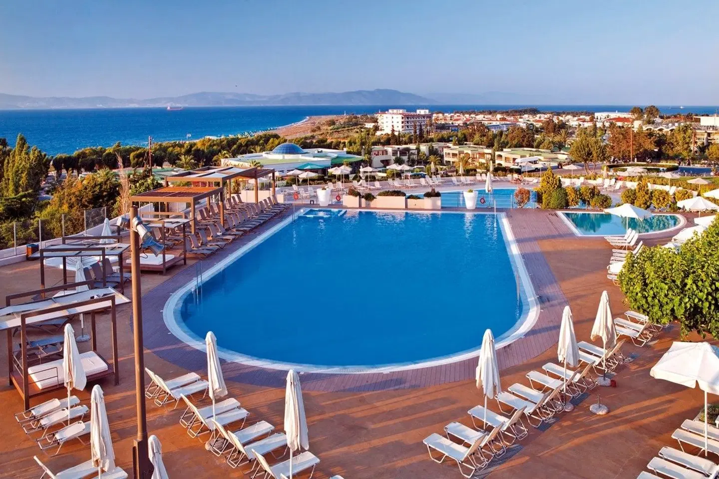 Kipriotis Panorama Hotel & Suites OUTDOOR_POOL