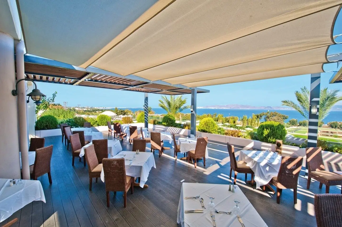 Kipriotis Panorama Hotel & Suites Terrasse