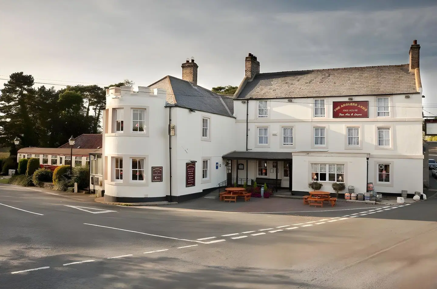 The Anglers Arms EXTERIOR