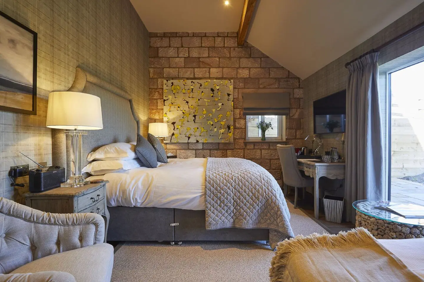 The Duncombe Arms ROOM_EXAMPLE