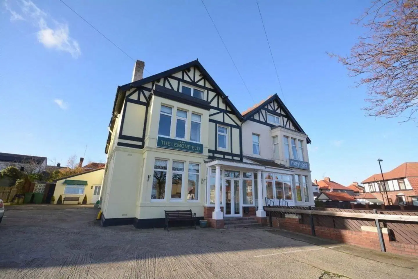 Lemonfield Hotel EXTERIOR